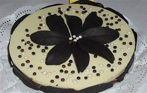 Tarta De Tres Chocolates (mª José Díaz)
