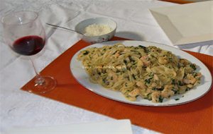 Feliz Dia Dos Namorados!!! Fettuccini Con Camarones Y Frutas En Almíbar
