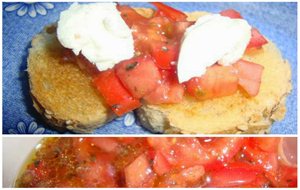 Bruschetta De Tomate Y Queso De Cabra
