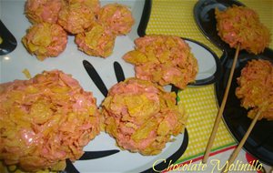 Paletas Y Mini Bites De Bombón Y Cereal
