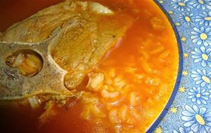 Caldo De Espinazo De Puerco
