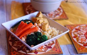 Cous-cous O Cuscús Con Pollo Y Verduras
