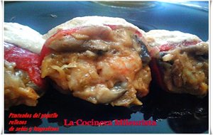 Pimientos Del Piquillo Rellenos De Setas Y Langostinos /salsa De Setas Y Piñones.
