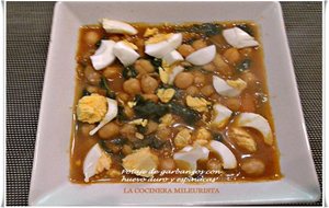 Potaje De Garbanzos Con Huevo Duro Y Espinacas (olla Rápida)
