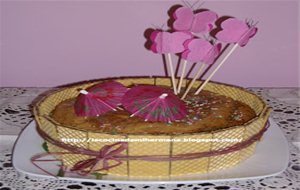 Bizcocho De Manzana Y Canela Con Nueces Y Fideos De Chocolate
