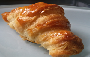 Croissant O Cruasán.
