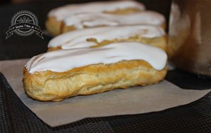 Petisú Relleno De Crema Pastelera.
