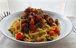 Espaguetis A La Putanesca El Plato Italiano Más Obsceno
