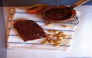 Leche, Cacao, Avellanas Y &#191;azúcar?. Crema De Cacao Y Avellanas Fácil.
