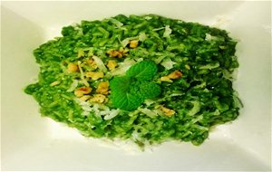 Risotto Verde Con Espinacas, Perejil Y Menta
