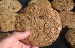 Cookies De Avena Molida Con Pasas Y Almendras
