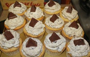 Menú De Hoy: Asado De Cerdo Dulce Y De Postre: Cupcakes De Toblerone
