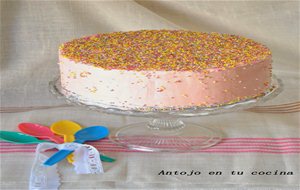 Layer Cake De Chocolate Con Swiss Meringue Buttercream De Rosas, Para El Día De La Madre
