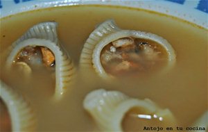 Sopa Rellena De Marisco Y Bacalao
