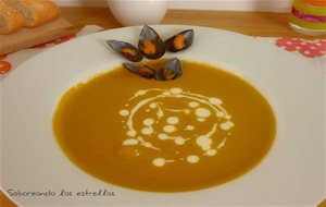 Crema De Zanahoria A La Miel Con Mejillones
