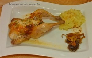 Picantones Con Mantequilla De Tomillo Y Setas 
