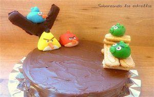 Tarta "huesito" Con Los Angry Birds
