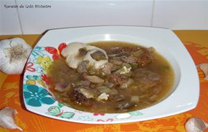 Sopa Ibérica De Ajo Con Jamon