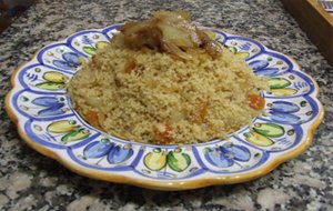 Cous-cous De Verduras Con Cebolla Caramelizada Y Pasas.
