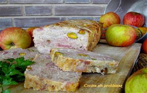 Terrina De Pollo Con Pistachos.
