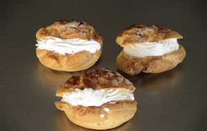 Petisus De Nata
