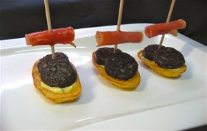 Barcos De Patata Con Morcilla Y Jamón
