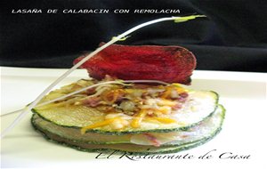 Lasaña De Calabacin Con Remolacha
