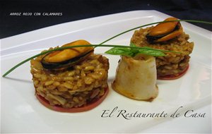 Arroz Rojo Con Calamares
