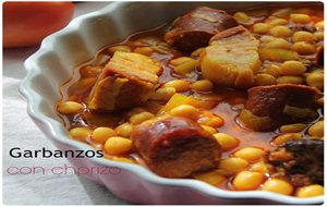 Garbanzos Con Chorizo 
