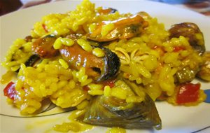 Arroz Guisado Con Almejas Y Alcachofas
