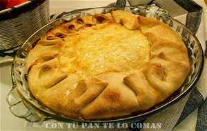 Pastel  De Carne, Queso  Y Piquillos
