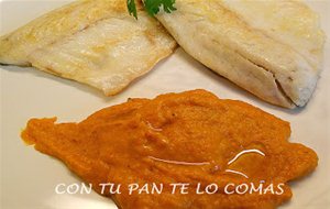 Lubina A La Plancha Con Salsa Mediterránea
