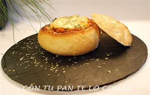 Panecillos Rellenos De Carne Y Sobrasada
