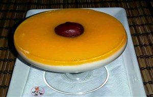 Yogur Griego Con Coulis De Mango
