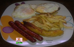 Huevos Fritos Acompañados
