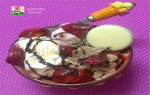 Helado Con Fresas
