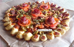 Pizza Esponjosa Y Crujiente 
