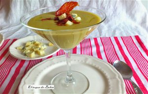 Crema De Calabacin Con Roquefort 
