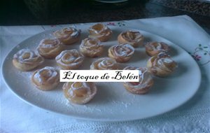 Rosas De Hojaldre Y Manzana
