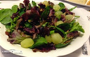 Ensalada De Brotes Tiernos
