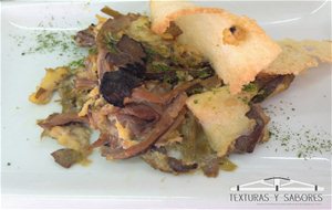 Revuelto De Setas Con Ajos Tiernos
