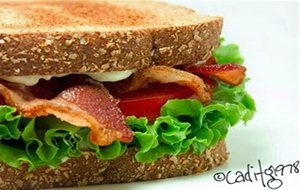 Sandwich Vegetal De Pan Integral
