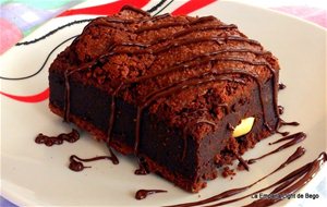 Brownie De Chocolate Negro Con Anacardos
