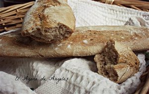 Baguette Rústica De Trigo Y Escanda Con Masa Madre
