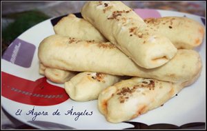 Rollitos De Pan De Leche Con Salchichas
