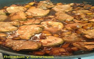 Solomillo De Cerdo Con Salsa Teriyaki , Manzana, Cebolleta Y Pasas
