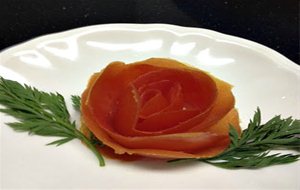 Flor Hecha Con Un Tomate
