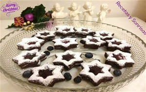 Galletas Estilo Linzer De Chocolate Y Mermelada De Arándanos
