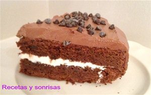 Pastel De Chocolate Con Buttercream De Chocolate
