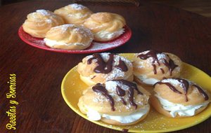 Profiteroles De Nata Bañados En  Chocolate
